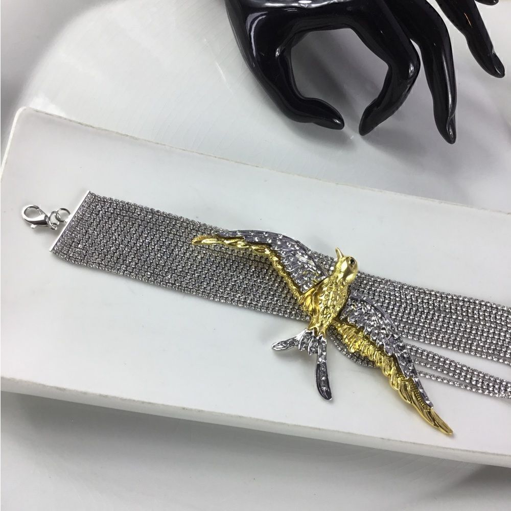 Zara Swan Choker Necklace - Picture 4 of 16